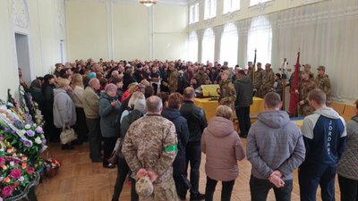 Житомирщина прощається зі своїми героями-оборонцями Житомирщина прощається зі своїми героями-оборонцями