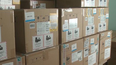 Лікарні Хмельниччини отримають чергову партію масок та респіраторів з держрезерву