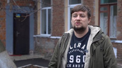Соцпрацівник Андрій Іскра, який консультує ВІЛ-інфікованого полтавця Соцпрацівник Андрій Іскра, який консультує ВІЛ-інфікованого полтавця