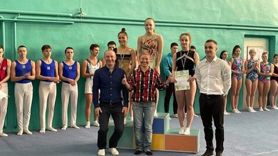 Одеські спортсменки завоювали "золото" на чемпіонаті України зі стрибків на батуті Одеські спортсменки завоювали "золото" на чемпіонаті України зі стрибків на батуті