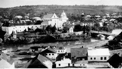 Із пораненою ногою втекла з гетто: історія жінки, сім’я якої переховувала євреїв Із пораненою ногою втекла з гетто: історія жінки, сім’я якої переховувала євреїв