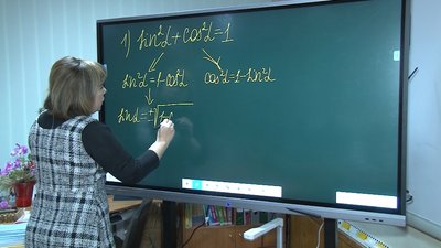 Черкаська гімназія отримала СТЕМ лабораторію