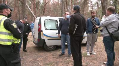 У Харкові поліція вилучила стилізований під патрульний автомобіль: розслідують хуліганство У Харкові поліція вилучила стилізований під патрульний автомобіль: розслідують хуліганство