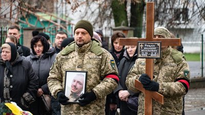В Ужгороді попрощалися з полеглим захисником Михайлом Рущаком