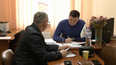 У Хмельницькому військові пенсіонери судяться з Пенсійним фондом У Хмельницькому військові пенсіонери судяться з Пенсійним фондом