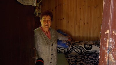 Залишилися без будинку: подружжя пенсіонерів з Количівки три місяці живуть у лазні Залишилися без будинку: подружжя пенсіонерів з Количівки три місяці живуть у лазні