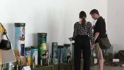 В Івано-Франківську на виставці "Наш дім — Україна" презентували трофеї з фронту В Івано-Франківську на виставці "Наш дім — Україна" презентували трофеї з фронту