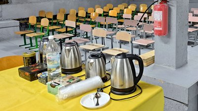 Якщо блекаут. У десяти школах Дніпра з'явилися місця, де жителі можуть приготувати їжу: адреси