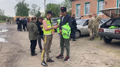 "Сподіваємось на краще": на Харківщині продовжують шукати зниклу дворічну дитину "Сподіваємось на краще": на Харківщині продовжують шукати зниклу дворічну дитину