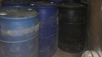 Незаконну партію спирту вилучили податківці на Волині Незаконну партію спирту вилучили податківці на Волині