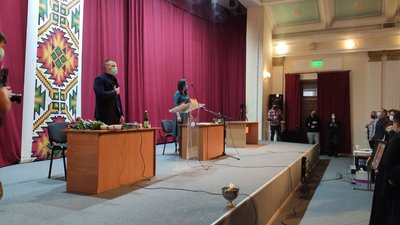 У Тернополі розпочалася перша сесія міської ради восьмого скликання У Тернополі розпочалася перша сесія міської ради восьмого скликання