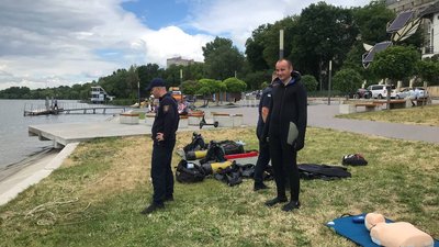 Тернопільські рятувальники провели навчання на водоймі Тернопільські рятувальники провели навчання на водоймі
