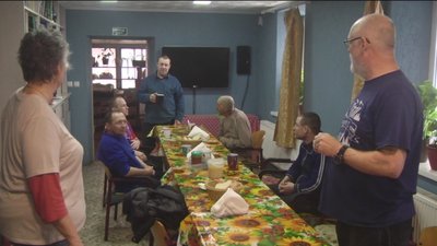 Наркотики і алкоголь: на Вінниччині людям із залежностями допомагає подружжя з Америки Наркотики і алкоголь: на Вінниччині людям із залежностями допомагає подружжя з Америки