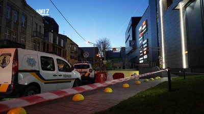 У Львові повідомили про замінування семи торгових центрів: вибухівки не знайшли