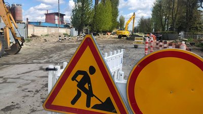 Вулиця Богдана Хмельницького, травень, 2021 року Вулиця Богдана Хмельницького, травень, 2021 року
