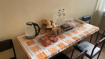 Коли на вулиці -12: де у Дніпрі безпритульні люди можуть безкоштовно пообідати і переночувати Коли на вулиці -12: де у Дніпрі безпритульні люди можуть безкоштовно пообідати і переночувати