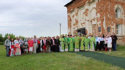 У селі Плоске на Полтавщині відзначили 200-річчя Вознесенської церкви У селі Плоске на Полтавщині відзначили 200-річчя Вознесенської церкви