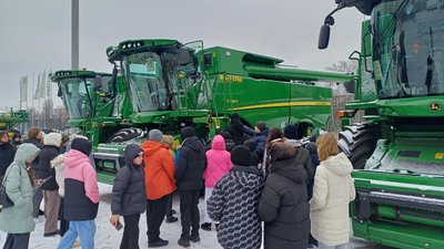 У Решетилівці завершили пілотування проєкту кар’єрних радників у школах У Решетилівці завершили пілотування проєкту кар’єрних радників у школах