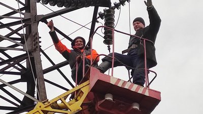 “Не було ніякого захисту”: дружини загиблих енергетиків шукають відповідальних за смерть чоловіків на Сумщині “Не було ніякого захисту”: дружини загиблих енергетиків шукають відповідальних за смерть чоловіків на Сумщині