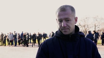 Рятуючи побратима загинув сам: у Чернігові попрощалися з бойовим 23-річним медиком Рятуючи побратима загинув сам: у Чернігові попрощалися з бойовим 23-річним медиком