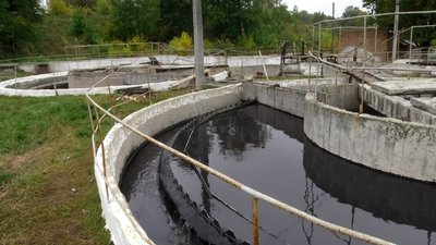 У райцентрі Житомирщини стічні води очищує комплекс зразка 70-х років ХХ століття У райцентрі Житомирщини стічні води очищує комплекс зразка 70-х років ХХ століття