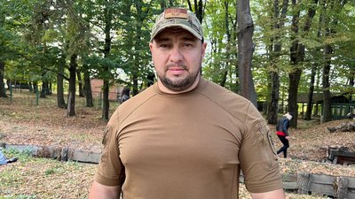 Заступник начальника з військової та фізичної підготовки Заступник начальника з військової та фізичної підготовки
