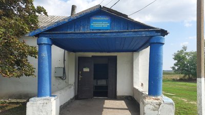 "Дівчата, треба щось робить!". У Маломиколаївці на Дніпропетровщині сушать борщ для ЗСУ і мріють про розвинення туризму