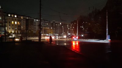 "Насамперед, це обережність". Інтерв'ю з експертом про безпеку дорожнього руху при відключенні вуличного освітлення