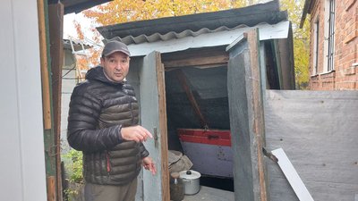 Вода — на рівні фундаментів будинків. Чому не працює насосна станція на Тихорецькій у Сумах Вода — на рівні фундаментів будинків. Чому не працює насосна станція на Тихорецькій у Сумах