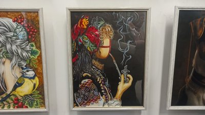 "Мистецтво під час війни": у Вінниці відкрили благодійну виставку на підтримку ЗСУ "Мистецтво під час війни": у Вінниці відкрили благодійну виставку на підтримку ЗСУ