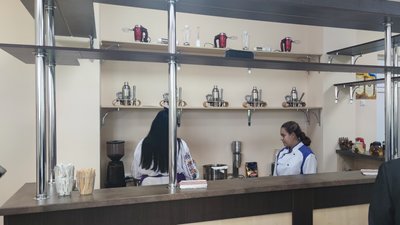 У Бахмуті відкрили кулінарну лабораторію для кухарів-кондитерів та барменів У Бахмуті відкрили кулінарну лабораторію для кухарів-кондитерів та барменів