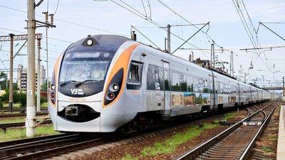 "Укрзалізниця" запустить швидкісний потяг між Черкасами та столицею