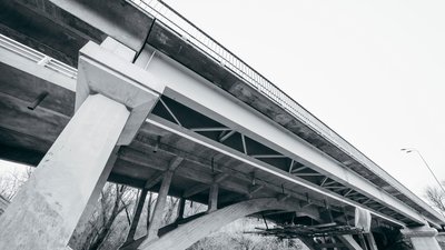 У Могилів-Подільську на Вінниччині відкрили мости для проїзду та пішохідного руху У Могилів-Подільську на Вінниччині відкрили мости для проїзду та пішохідного руху