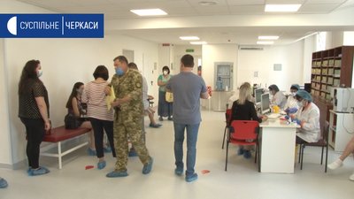 Держслужбовці з Черкас стали донорами крові Держслужбовці з Черкас стали донорами крові