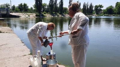 На Кіровоградщині перевіряють воду на наявність збудника холери На Кіровоградщині перевіряють воду на наявність збудника холери