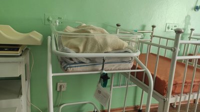У Тернополі залишили дитину в "Вікні життя"