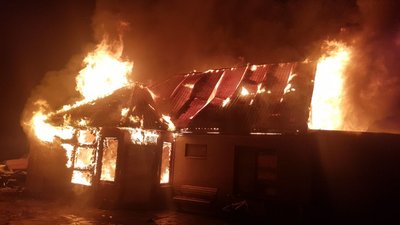 На Одещині через новорічну гірлянду згорів житловий будинок