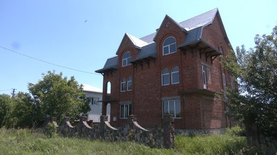 В Івано-Франківську волонтери облаштовують для жінок з дітьми "Прихисток в умовах війни" В Івано-Франківську волонтери облаштовують для жінок з дітьми "Прихисток в умовах війни"