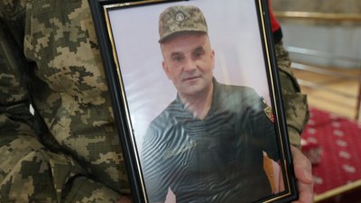 У Луцьку попрощалися з 43-річним Дмитром Гордійчуком У Луцьку попрощалися з 43-річним Дмитром Гордійчуком