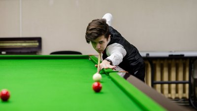 У Кропивницькому на турнірі зі снукеру змагались чемпіони України та Молдови до 16 років У Кропивницькому на турнірі зі снукеру змагались чемпіони України та Молдови до 16 років