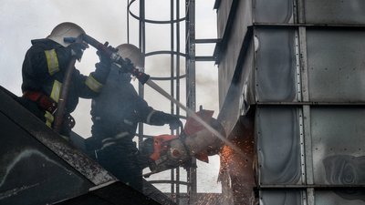 На Тернопільщині горіла зерносушарка