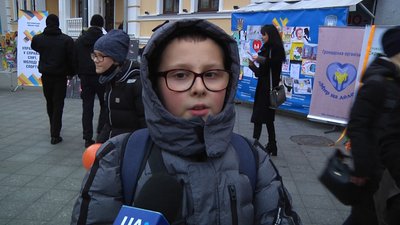 У Житомирі на Михайлівській провели акцію "Розірви коло насильства" У Житомирі на Михайлівській провели акцію "Розірви коло насильства"
