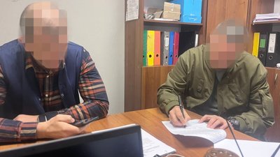 Посадовець, Військова академія Одеси, підозра