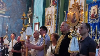 Церква Церква
