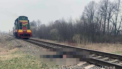 На Житомирщині локомотив наїхав на пішохода – чоловік загинув