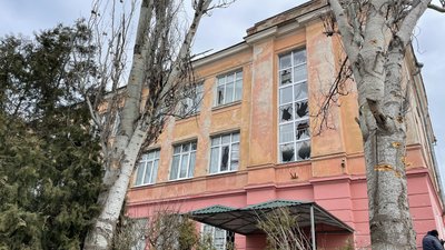 Армія РФ обстріляла Херсон та його передмістя, двоє людей загинули Армія РФ обстріляла Херсон та його передмістя, двоє людей загинули