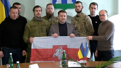 Готові захищати північний кордон. Про що командувачі полку Калиновського говорили з владою у Рівному