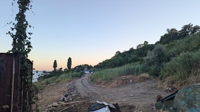Місце будівництва на схилі в Одесі