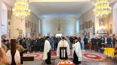 У Полтаві попрощалися із трьома загиблими на війні з РФ захисниками, які обороняли Україну