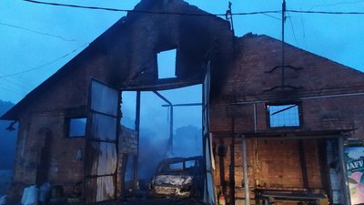 На Харківщині загасили пожежу на цеху з виробництва олії